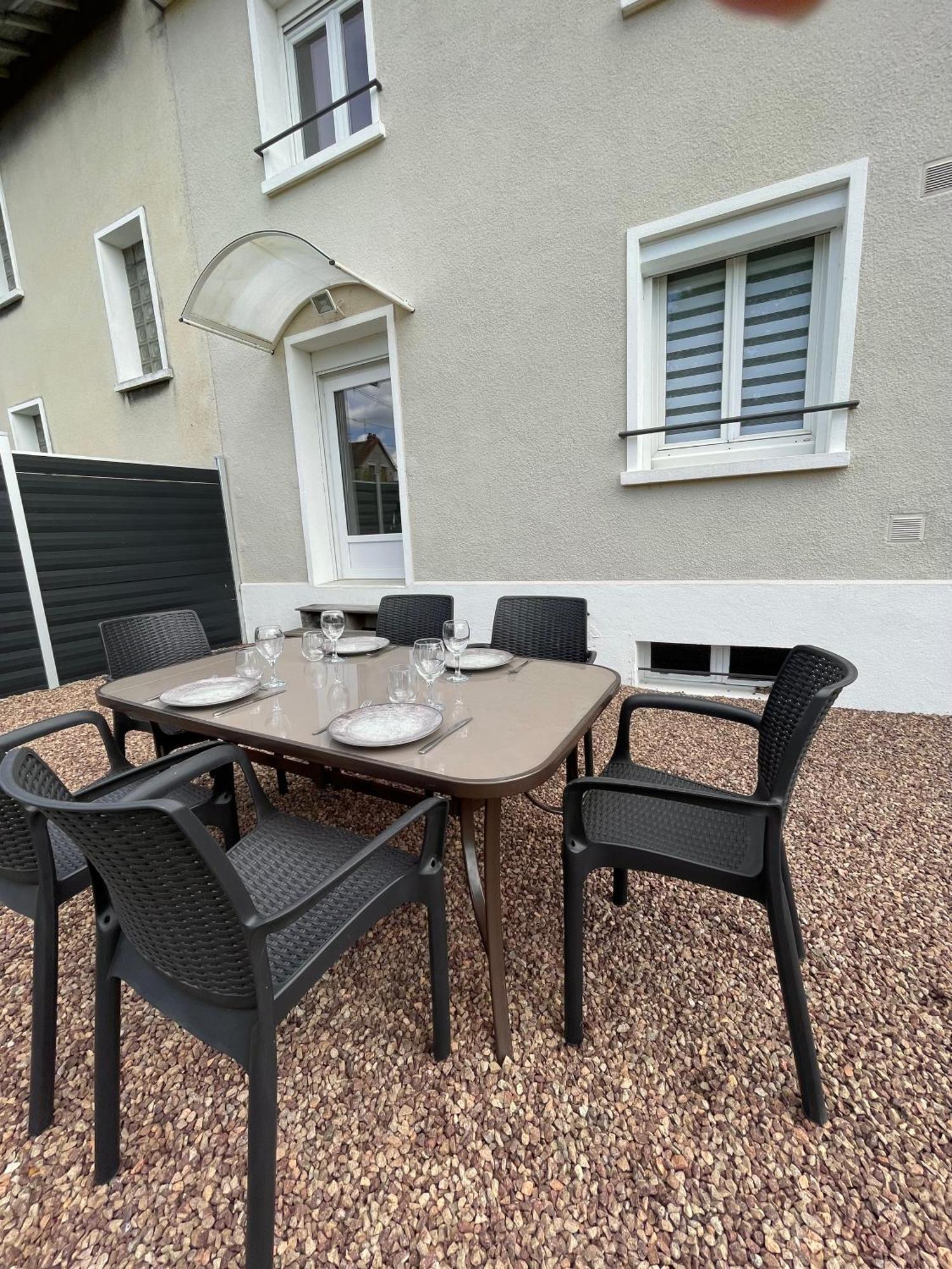 La Providence Proche Gare Primo Conciergerie Apartment เนอแวร์ ภายนอก รูปภาพ